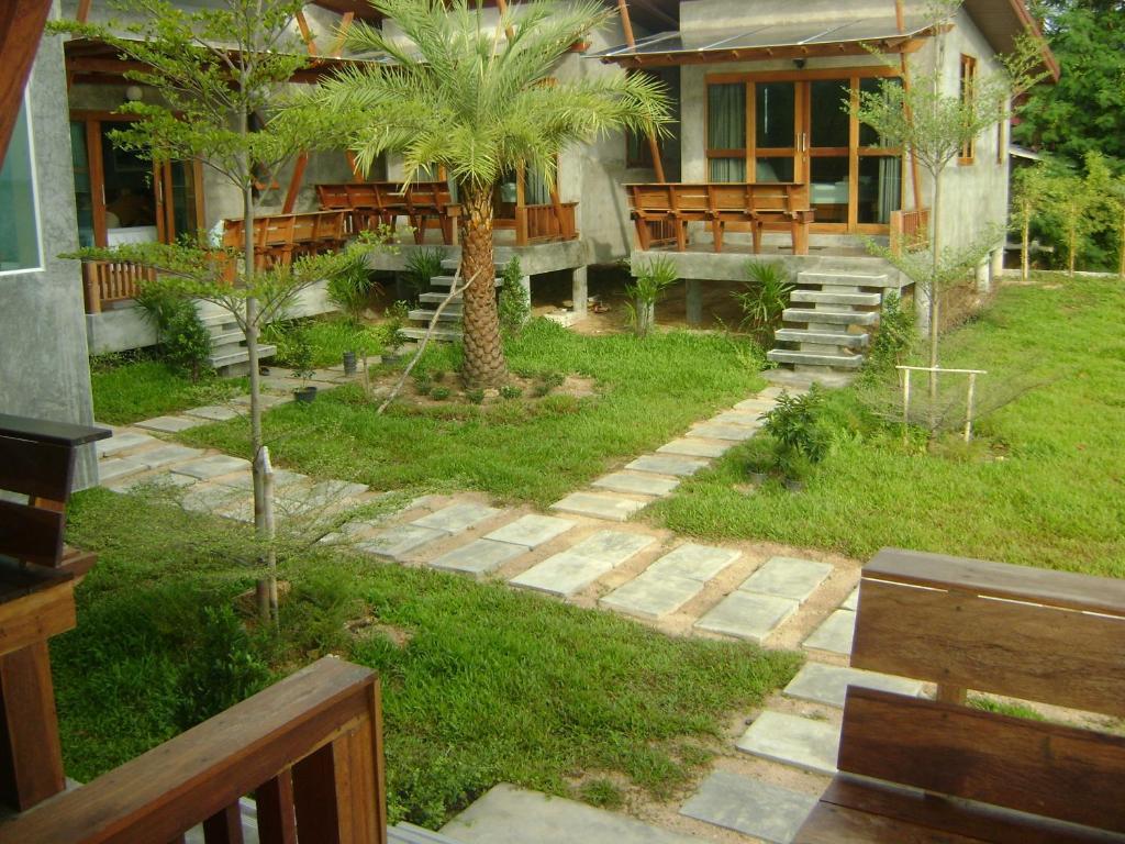 Phangan Palm Beach Resort & Restaurant Ko Pha Ngan Exterior photo