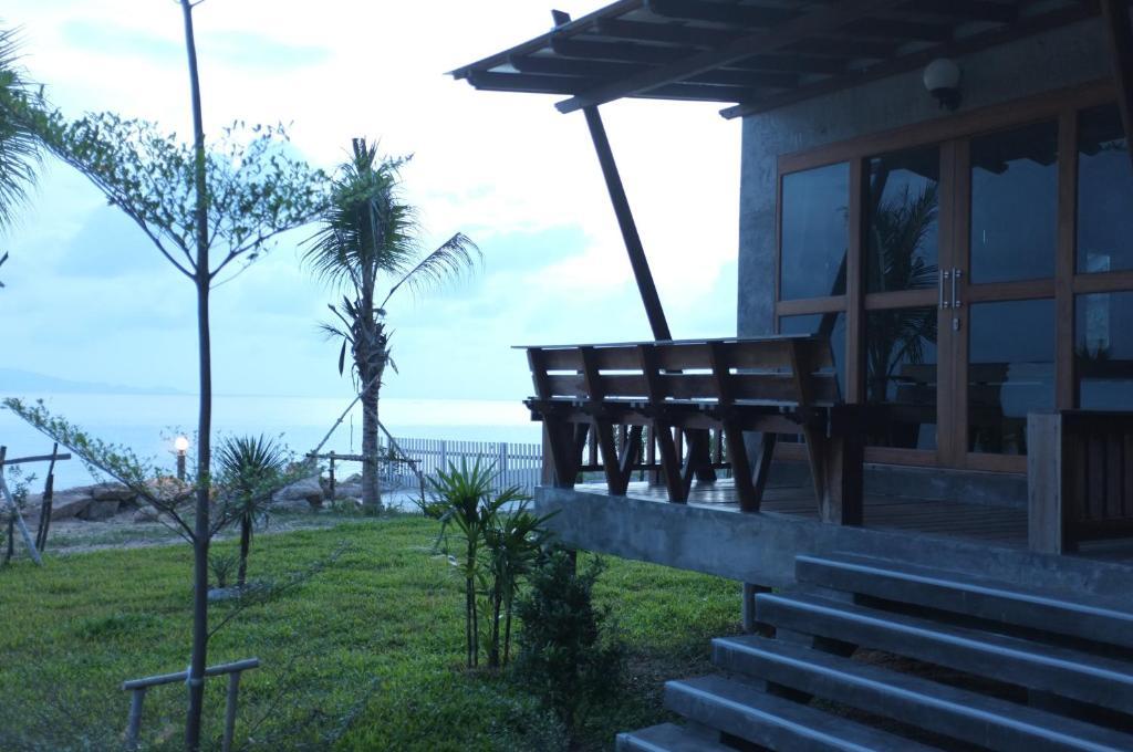 Phangan Palm Beach Resort & Restaurant Ko Pha Ngan Exterior photo
